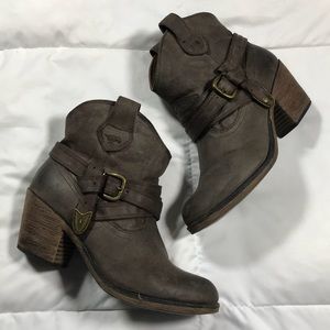 Brown cowboy booties